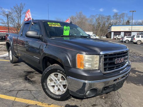 Used 2011 GMC Sierra 1500 SLE w/ Power Tech Package image 4