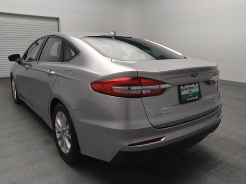 Used 2020 Ford Fusion SE FWD image 5