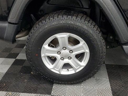 Used 2021 Jeep Wrangler Unlimited Sport AWD/4WD image 7