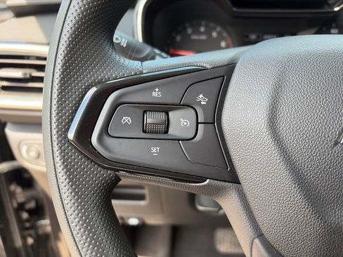 Used 2023 Chevrolet TrailBlazer LT FWD image 26