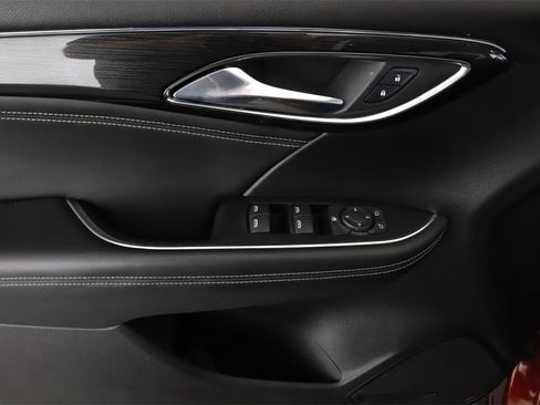 Used 2023 Buick Envision Preferred image 18