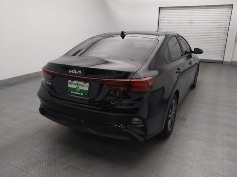 Used 2024 Kia Forte LXS w/ LXS Technology Package FWD image 7