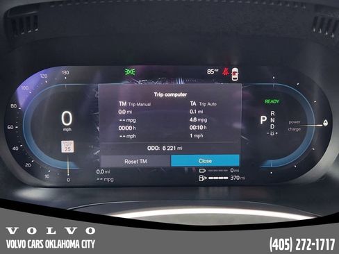 Certified 2025 Volvo XC60 T8 Plus w/ Protection Package Premier image 15