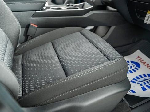 New 2026 Chevrolet Equinox LT w/ Safety and Technology Package image 32