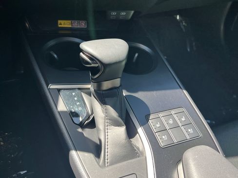 Used 2024 Lexus UX 250h F Sport FWD image 33