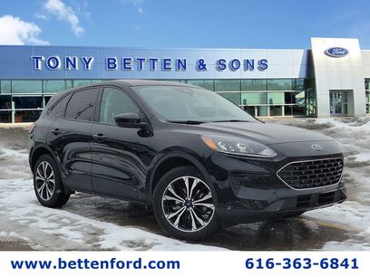 Certified 2022 Ford Escape SE w/ SE Sport Appearance Package