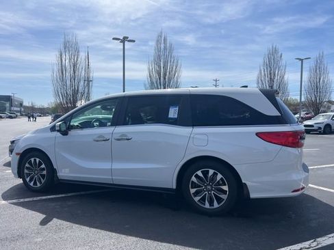 Certified 2023 Honda Odyssey EX-L image 8