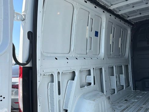 Used 2025 Mercedes-Benz Sprinter 2500 image 12