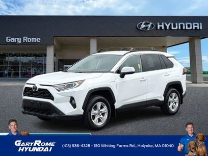 Used 2021 Toyota RAV4 XLE w/ XLE Grade Weather Package