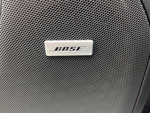 New 2026 Chevrolet Suburban Premier image 18