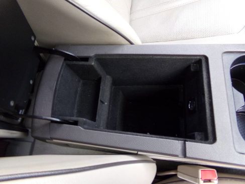 Used 2012 Lincoln MKX FWD image 37