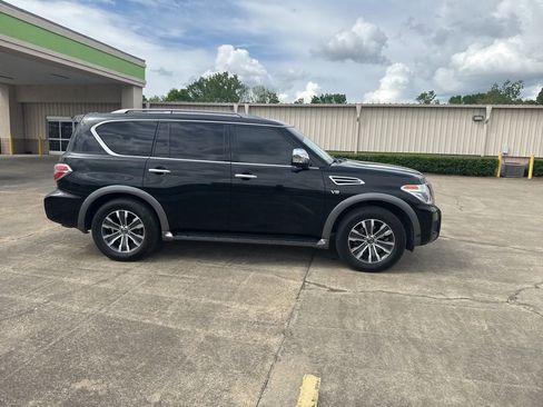 Used 2020 Nissan Armada SL w/ Premium Package image 18