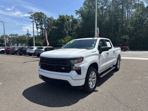 Used 2024 Chevrolet Silverado 1500 Custom AWD/4WD image 12