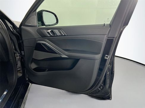 New 2026 BMW X6 xDrive40i image 28