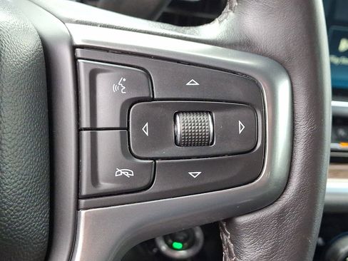 Certified 2022 Chevrolet Silverado 1500 LT w/ Z71 Off-Road Package AWD/4WD image 18