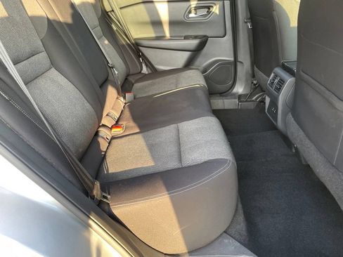 Used 2024 Nissan Rogue SV FWD image 26