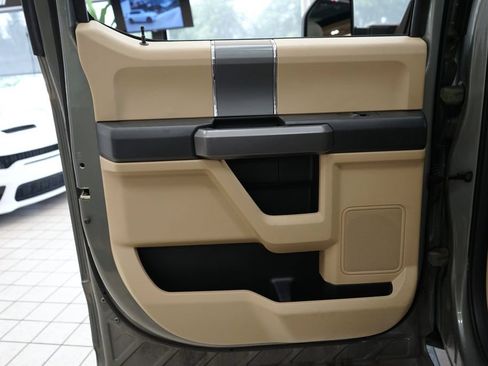Used 2019 Ford F250 XLT w/ XLT Premium Package AWD/4WD image 45
