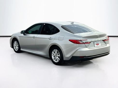 Used 2026 Toyota Camry LE FWD image 7