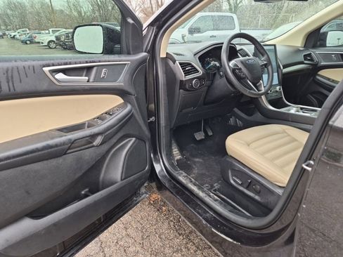 Used 2024 Ford Edge SEL w/ Convenience Package AWD/4WD image 9