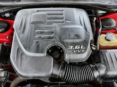Used 2016 Dodge Challenger SXT RWD image 32