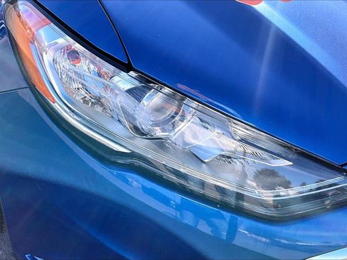 Used 2018 Ford Fusion S image 28