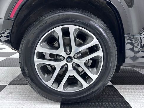 Used 2022 Land Rover Defender 110 XS Edition image 13