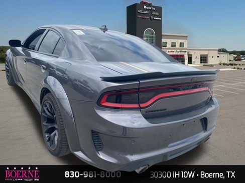 Used 2022 Dodge Charger Scat Pack RWD image 11