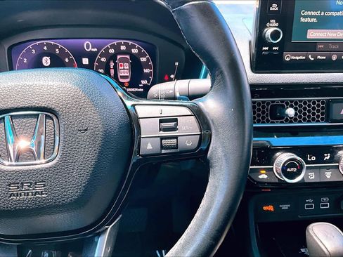 Used 2022 Honda Civic Touring image 25