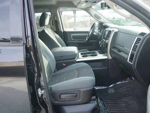 Used 2019 RAM 1500 Big Horn AWD/4WD image 29