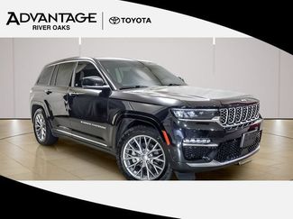Used 2023 Jeep Grand Cherokee Summit AWD/4WD video 1