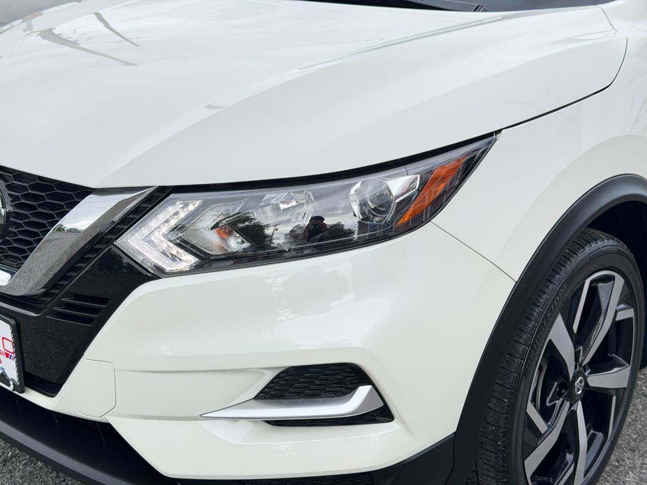 Used 2022 Nissan Rogue Sport SL AWD/4WD image 9