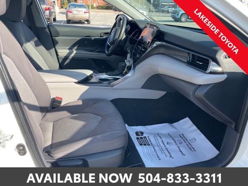 Used 2024 Toyota Camry LE image 17