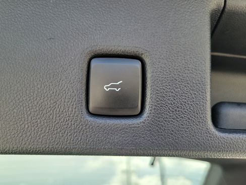 Used 2022 Ford Escape SEL AWD/4WD image 9