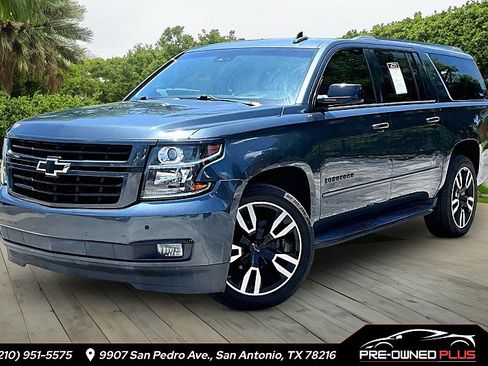 Used 2019 Chevrolet Suburban Premier w/ RST 6.2L Performance Edition RWD image 2