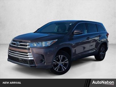 Used 2019 Toyota Highlander LE