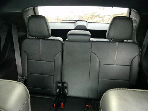 Used 2024 GMC Acadia Elevation w/ Luxury Package image 32