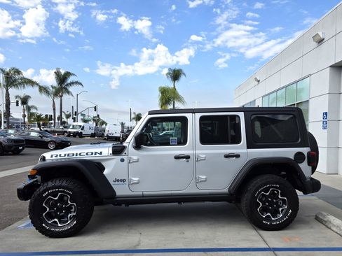 Used 2023 Jeep Wrangler Unlimited Rubicon 4xe w/ Steel Bumper Group AWD/4WD image 2