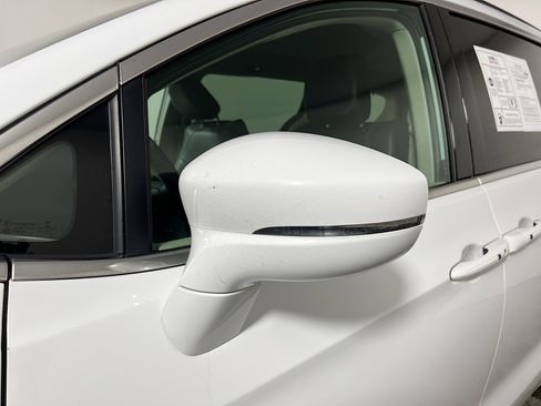 Used 2022 Chrysler Pacifica Touring-L image 13