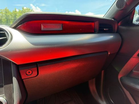 Used 2019 Ford Mustang GT RWD image 23