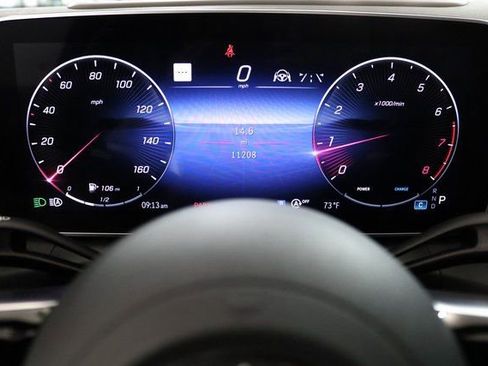 Used 2024 Mercedes-Benz GLC 300 4MATIC image 23