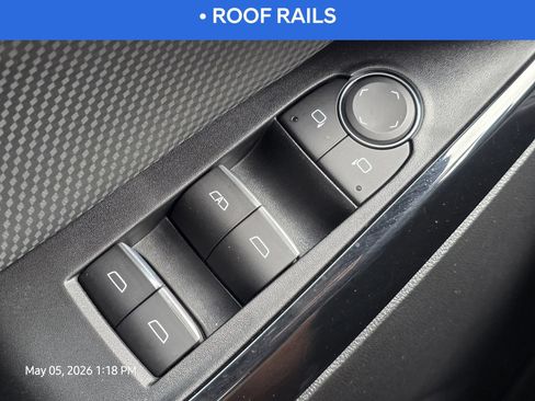 Used 2025 Chevrolet Equinox RS FWD image 31