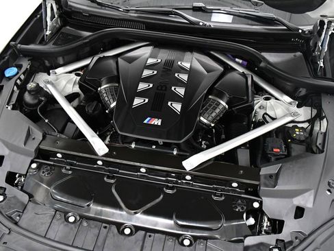 Used 2025 BMW X5 M60i w/ Climate Comfort Package image 6