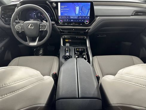 Used 2024 Lexus TX 350 AWD w/ Captains Chair Package image 4