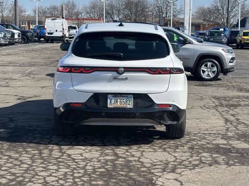 Used 2024 Alfa Romeo Tonale Ti image 5