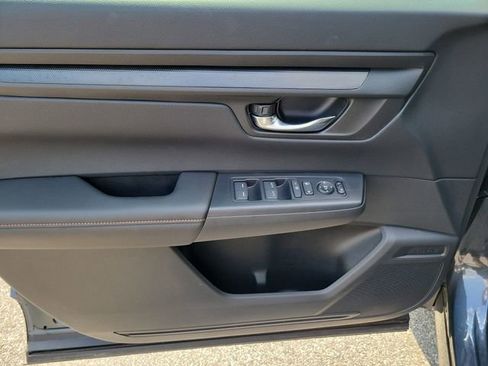 Certified 2025 Honda CR-V Sport image 9