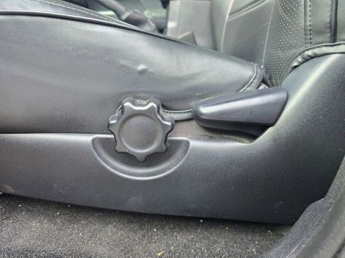 Used 2017 Toyota Tacoma TRD Off-Road w/ Tow Package image 56