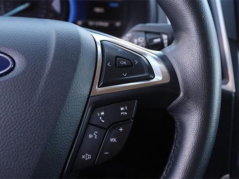 Certified 2024 Ford Edge SEL image 12