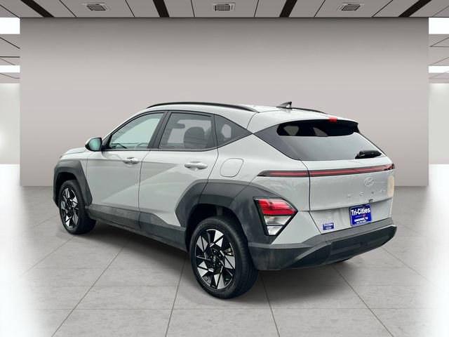 Used 2025 Hyundai Kona SEL AWD/4WD image 6