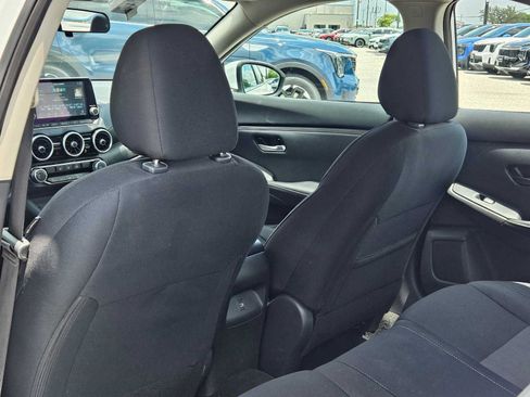 Used 2024 Nissan Sentra SV FWD image 16