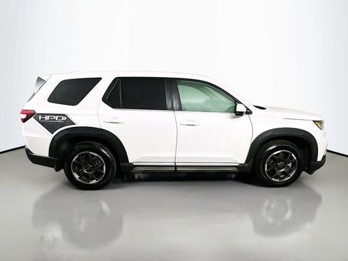 Used 2023 Honda Pilot EX-L image 7